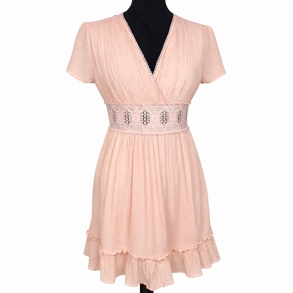 Altar’d State Quinnie Blush Pink Swiss-Dot Lace Waist Dress Size Medium Ruffle